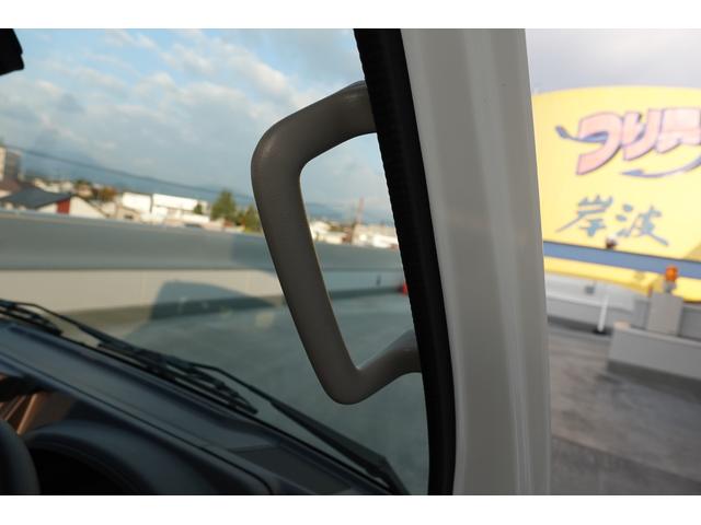 キャリイトラック ＫＣエアコン・パワステ農繁　７型４ＷＤ・５ＭＴ衝突被害軽減Ｓ　★中古車ご成約時にスズキ安心メンテナンスパックをご加入で、スズキ純正ナビ本体１５％ＯＦＦ！！、またはスズキ純正オプション本体１５％ＯＦＦ！！（工賃・付属品は別途頂戴いたします★（41枚目）