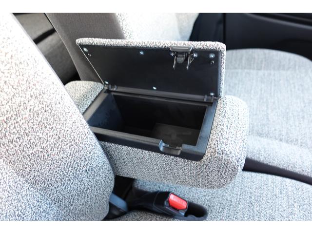 スペーシア ＨＹＢＲＩＤ　Ｘ　ＦＦ　ＬＥＤヘッドランプ・オーディオレス　★中古車かえるプランご成約で、スズキ純正ナビ本体３０％ＯＦＦ！！、またはスズキ純正オプション本体３０％ＯＦＦ！！（工賃・付属品は別途頂戴いたします）★（18枚目）