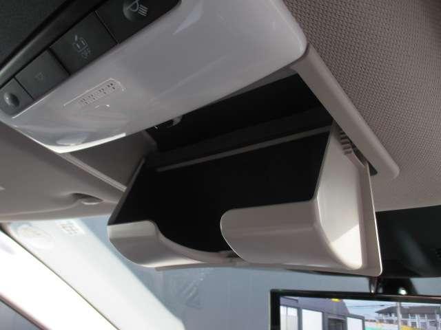エクストレイル １．５　Ｘ　メモリーナビ　ＡＶＭ　オートＢドア　１００Ｖ　ＡＣ　アラウンドビューモニター　レーンキープアシスト　踏み間違い防止装置　１オーナー　ＬＥＤ　盗難防止システム　スマートキー　レーダークルーズ　アルミホイール　ＥＴＣ　エアコン　パワーステアリング（18枚目）