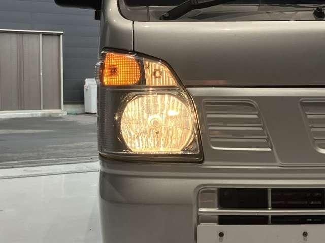 NT100クリッパートラック 660 DX CDチューナー 5MT キー2本 スペアタイヤ Wエアバッグ ワンオーナー車 運転席エアバック PS エアコンパワステ メンテナンスノート ABS(20枚目)