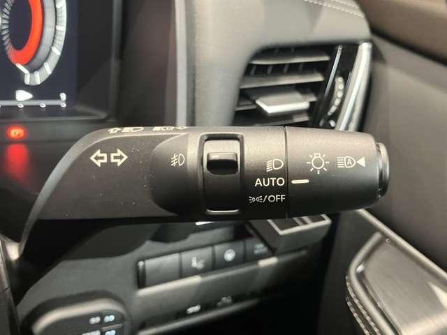 エクストレイル 1.5 G e-4ORCE 4WD ガラスルーフ BOSEサウンド ルーフレール ガラスルーフ 1オーナー パークアシスト 寒冷地仕様 LEDヘッドランプ ナビTV スマートキー レーダークルーズ LKA キーフリー ETC 4WD アルミホイール メモリーナビ 記録簿 PS PW(10枚目)