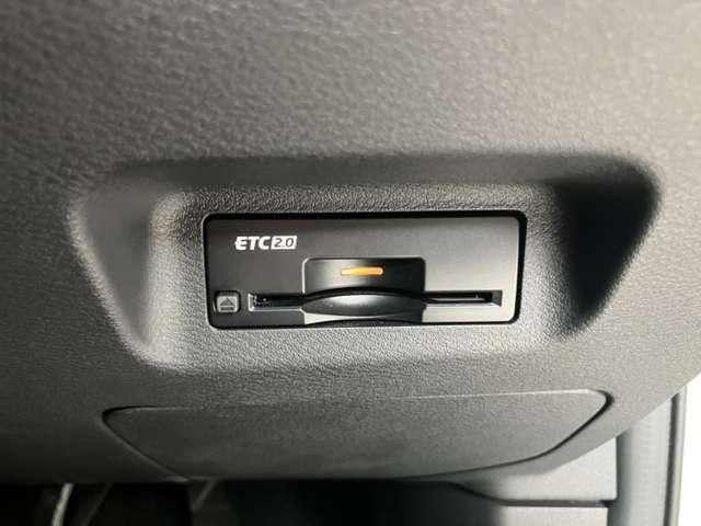 エクストレイル 1.5 G e-4ORCE 4WD ガラスルーフ BOSEサウンド ルーフレール ガラスルーフ 1オーナー パークアシスト 寒冷地仕様 LEDヘッドランプ ナビTV スマートキー レーダークルーズ LKA キーフリー ETC 4WD アルミホイール メモリーナビ 記録簿 PS PW(13枚目)