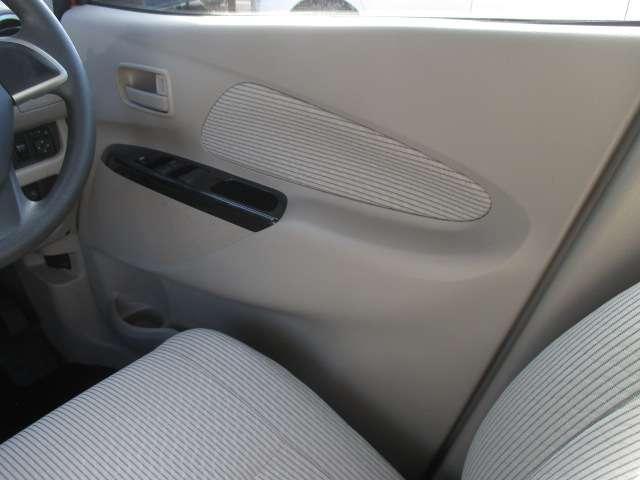 デイズ 660 X メモリーナビ アラウンドビューM ETC iSTOP イモビライザー Wエアバック 1オーナー ETC TVナビ オ-トエアコン バックカメラ メモリーナビ ABS 記録簿有 運転席エアバッグ キーレス パワーウィンドウ パワーステアリング(9枚目)