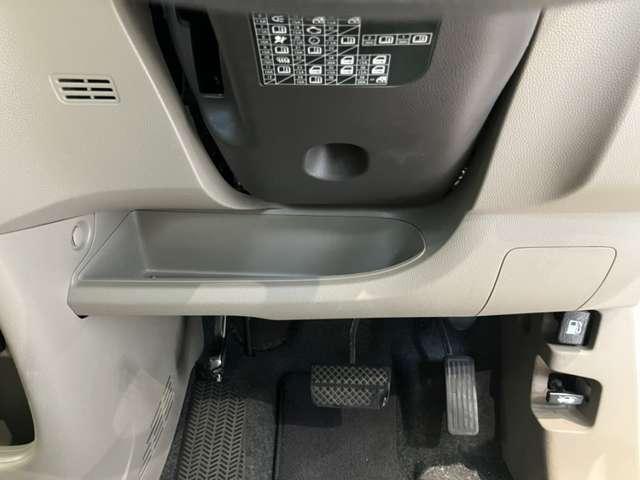 N-ONE 660 G Lパッケージ ディスプレイオーディオ バックモニター 整備記録簿有 iストップ 盗難防止 フルオートエアコン パワーウィンドウ 助手席エアバック バックカメラ 運転席エアバッグ パワーステアリング ABS キーフリーシステム スマキ(10枚目)