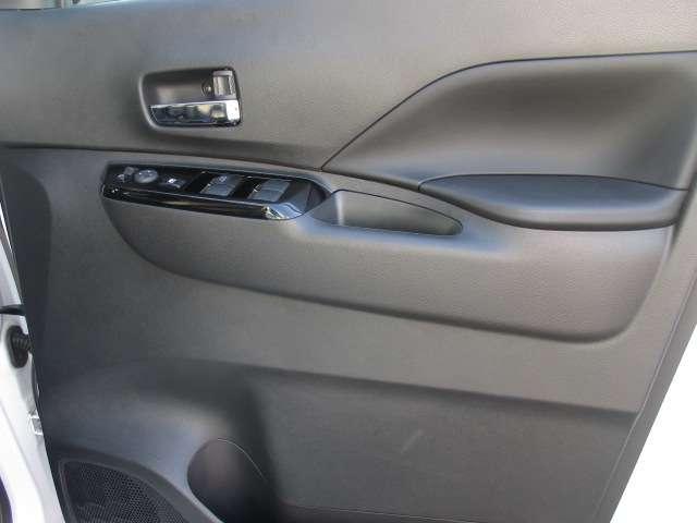 ルークス 660 ハイウェイスターGターボ 元試乗車 メモリーナビ ETC 両側オートS 両側スライド片側電動ドア 助手席エアバッグ アイドリングストップ機能 インテリキ- レーンキープ LEDヘッドランプ ETC 点検記録簿 ドライブレコーダー バックモニター キーフリー アルミホイール(14枚目)