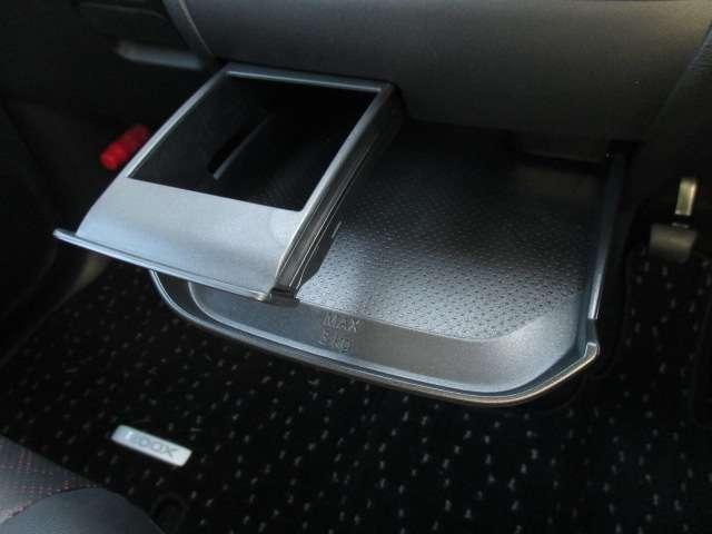 ルークス 660 ハイウェイスターGターボ 元試乗車 メモリーナビ ETC 両側オートS 両側スライド片側電動ドア 助手席エアバッグ アイドリングストップ機能 インテリキ- レーンキープ LEDヘッドランプ ETC 点検記録簿 ドライブレコーダー バックモニター キーフリー アルミホイール(18枚目)