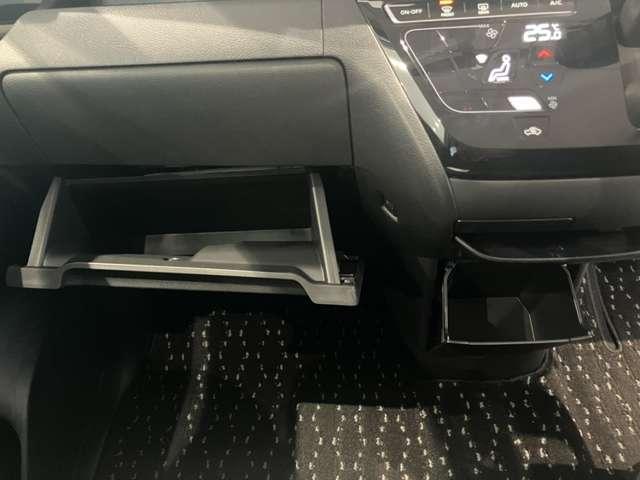 ルークス ６６０　ハイウェイスターＸ　元社用車　メモリーナビ　ＡＶＭ　両側オートＳ　アイスト　衝突被害軽減ブレ－キ　マルチビューカメラ　車線逸脱警報装置　ＬＥＤ　スマートキー　パワーウィンドウ　ワンオーナー　カーテンエアバック　ドライブレコーダー　ナビＴＶ　バックカメラ　記録簿（17枚目）