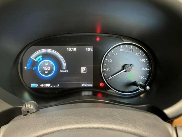 キックス １．２　Ｘ　ツートーン　インテリアエディション　（ｅ－ＰＯＷＥＲ）　メモリーナビ　ＡＶＭ　プロパイロット　ドラレコ　エマージェンシーＢ　セキュリティ　アラウンドモニター　Ｒカメラ　ＬＥＤ　ワンオーナ　エアコン　ドラレコ　スマートキー　記録簿　ＥＴＣ　メモリーナビ　サイドエアバック　ＡＷ　キーレス　寒冷地仕様　ＡＢＳ（7枚目）