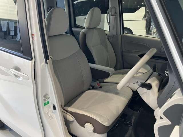 デイズルークス 660 X メモリーナビ AVM 片側オートSドア ETC プリクラッシュ 全周囲 アイドリングストップ機能 Sキー ナビTV イモビライザー ETC車載器 運転席エアバック デュアルエアバッグ バックカメラ フルオートエアコン サイドエアバッグ ワンセグTV(12枚目)