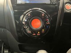 ���ꤷ�����٤˼�ư��Ĵ���Ǥ��Ƥ���륪���ȥ�������Ǥ��������μ����⤵��˥���󥯥��åפ���͵��������Σ��ĤǤ��� 6