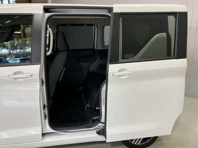 ルークス ハイウェイスター X プロパイロットエディション 660 ハイウェイスターX プロパイロット エディション 当社試乗車アップ・ディーラーOPナビ・両側電動スライドドア・LEDヘッドランプ・シーリングファン・ETC・全周囲カメラ(10枚目)