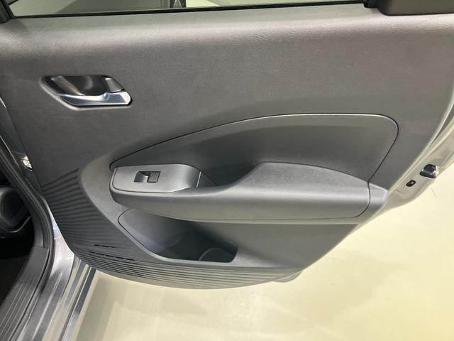 ノート X 1.2 X 当社試乗車アップ・メーカーOPナビ・全周囲カメラ・ETC2.0・プロパイロット・ワイヤレス充電器・LEDヘッドランプ・LEDフォグランプ・ハイビームアシスト(40枚目)