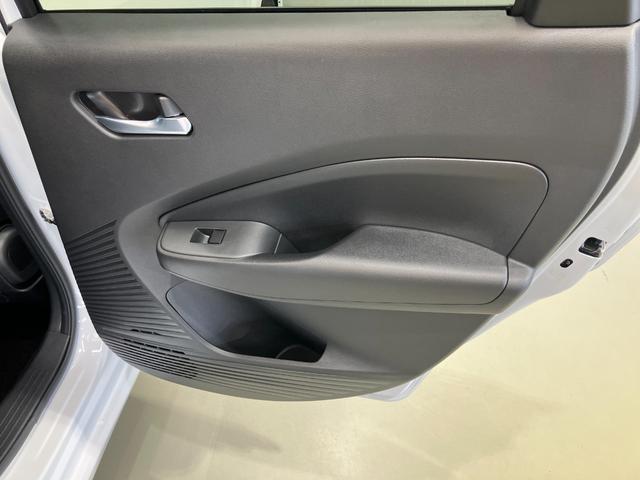 ノート X FOUR 1.2 X FOUR 4WD 当社試乗車アップ・メーカーナビ・アラウンドビューモニター・ワイヤレス受電器・シートヒーター・プロパイロット・SOSコールスイッチ(33枚目)