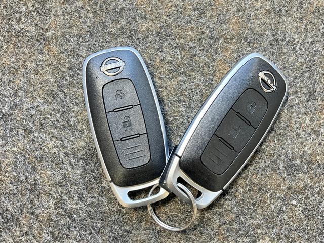 ノート X FOUR 1.2 X FOUR 4WD 当社試乗車アップ・メーカーナビ・アラウンドビューモニター・ワイヤレス受電器・シートヒーター・プロパイロット・SOSコールスイッチ(41枚目)