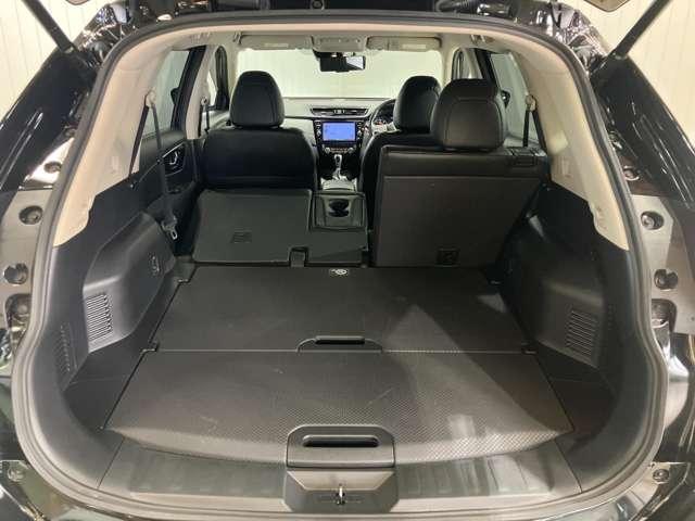 エクストレイル ２．０　２０Ｘｉ　Ｖセレクション　２列車　４ＷＤ　ディーラーＯＰナビ・フロント／リヤシートヒ（12枚目）