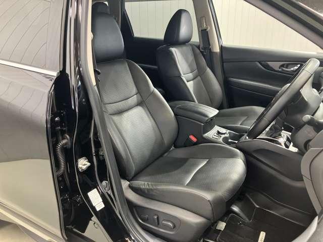 エクストレイル ２．０　２０Ｘｉ　Ｖセレクション　２列車　４ＷＤ　ディーラーＯＰナビ・フロント／リヤシートヒ（18枚目）