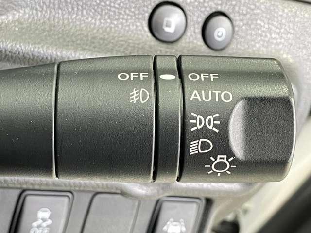 ノート １．２　ｅ－ＰＯＷＥＲ　メダリスト　ワンオーナー・純正ＳＤナビ・アラウンドビュ（14枚目）