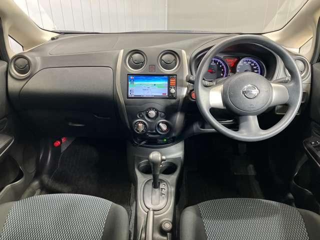 ノート １．２　Ｘ　ＦＯＵＲ　４ＷＤ　メモリーナビ・バックカメラ・ＥＴＣ・インテ（4枚目）