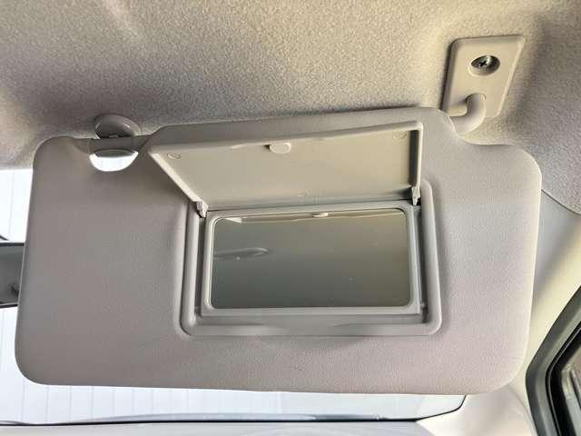 ノート １．２　Ｘ　ＦＯＵＲ　４ＷＤ　メモリーナビ・バックカメラ・ＥＴＣ・インテ（13枚目）