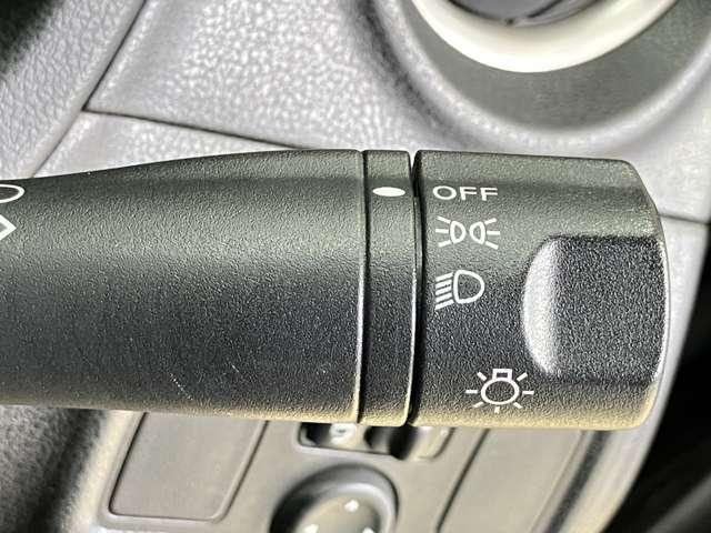 ノート １．２　Ｘ　ＦＯＵＲ　４ＷＤ　メモリーナビ・バックカメラ・ＥＴＣ・インテ（14枚目）