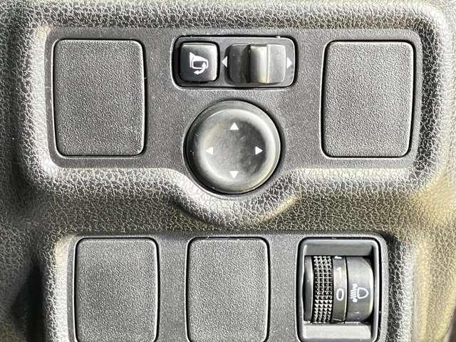 ノート １．２　Ｘ　ＦＯＵＲ　４ＷＤ　メモリーナビ・バックカメラ・ＥＴＣ・インテ（15枚目）