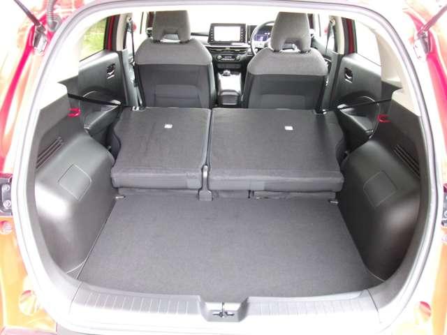 ノート メモリーナビ ETC 踏み間違い防止装置 衝突軽減ブレーキ ワンオーナー LDW バックカメラ インテリキー イモビライザー メモリーナビ ナビTV付き ワンセグTV付き 整備点検記録簿 ETC オートエアコン サイドエアバッグ パワーウインドウ(13枚目)