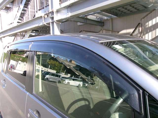 デイズ メモリーナビ　エマージェンシーブレーキ　ナビＴＶ付　全席ＰＷ　ＩＳＴＯＰ　ダブルエアバッグ　ＰＳ　スマキー　Ｂカメラ　ＡＡＣ　盗難防止システム　１オーナー車　アルミホイール　キーフリーシステム　記録簿　ＡＢＳ　１セグＴＶ　メモリーナビ（12枚目）