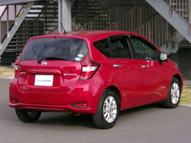 ノート 1.2 e-POWER X Vセレクション メモリーナビ ETC ドラレコ アラウンドカメラ ワンオ-ナ-車 運転席助手席エアバック エアバッグ 衝突被害軽減装置 イモビライザー LEDヘッドライト パワーウインドウ レーンアシスト ETC アルミホイール スマートキー(2枚目)