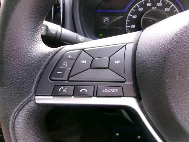 ノート 1.2 e-POWER X Vセレクション メモリーナビ ETC ドラレコ アラウンドカメラ ワンオ-ナ-車 運転席助手席エアバック エアバッグ 衝突被害軽減装置 イモビライザー LEDヘッドライト パワーウインドウ レーンアシスト ETC アルミホイール スマートキー(9枚目)