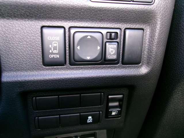 キャラバン 2.0 グランド プレミアムGX ロングボディ 弊社展示試乗車 メモリーナビ レーンキープ 禁煙 Wエアバック スマートキー&プッシュスタート ドラレコ ナビTV ETC キーレスエントリー Bカメラ オートエアコン LEDヘッドライト パワーウィンド メモリーナビ ABS(11枚目)