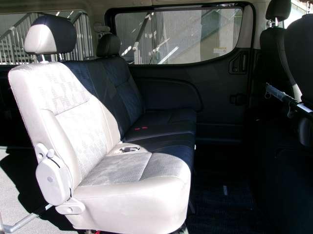 キャラバン 2.0 グランド プレミアムGX ロングボディ 弊社展示試乗車 メモリーナビ レーンキープ 禁煙 Wエアバック スマートキー&プッシュスタート ドラレコ ナビTV ETC キーレスエントリー Bカメラ オートエアコン LEDヘッドライト パワーウィンド メモリーナビ ABS(14枚目)