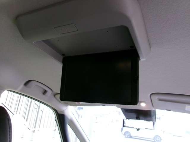 セレナ 2.0 ハイウェイスターV W電動スライド レーダークルコン レーンアシスト LEDランプ ワンオーナー車 盗難防止システム ETC装備 カーテンエアバッグ アルミホイール キーフリー メモリ-ナビ ナビTV 記録簿 エアコン(6枚目)