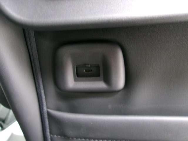 セレナ 1.4 e-POWER ハイウェイスターV 弊社展示試乗車 メーカーナビ ETC 自動(被害軽減)ブレーキ LDP 追従クルーズ LEDランプ 寒冷地仕様 バックモニター 禁煙 アルミホイール ドライブレコーダ ETC 記録簿 盗難防止システム スマートキー 1オナ オートエアコン(15枚目)