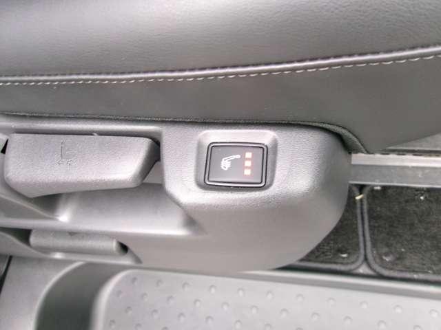 セレナ 1.4 e-POWER ハイウェイスターV 弊社展示試乗車 メーカーナビ ETC 自動(被害軽減)ブレーキ LDP 追従クルーズ LEDランプ 寒冷地仕様 バックモニター 禁煙 アルミホイール ドライブレコーダ ETC 記録簿 盗難防止システム スマートキー 1オナ オートエアコン(18枚目)