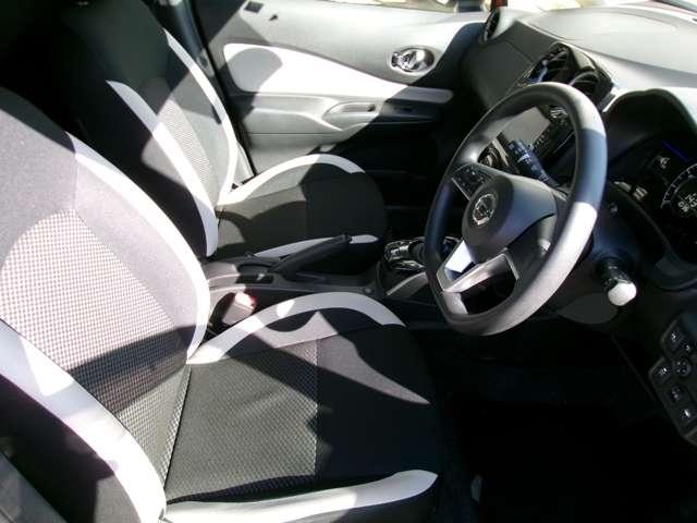 ノート １．２　ｅ－ＰＯＷＥＲ　Ｘ　メモリーナビ　ＥＴＣ　ドラレコ　記録簿付　Ｒカメラ　運転席助手席エアバック　レーンキープ　ＡＵＴＯエアコン　１オーナー　盗難防止システム　ナビＴＶ　運転席エアバッグ　キーレスエントリー　ドラレコ　ＥＴＣ車載器　パワーウィンドウ（12枚目）