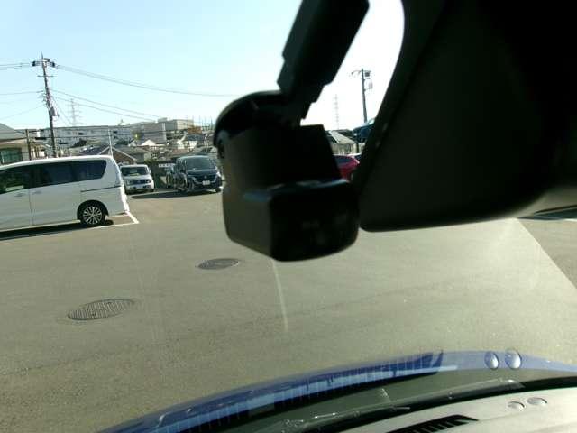 ルークス 660 ハイウェイスターX メモリーナビ ETC ドラレコ アイスト 衝突被害軽減ブレ-キ 助手席側オートスライドドア マルチビューカメラ 車線逸脱警報装置 ETC LED スマートキー パワーウィンドウ ワンオーナー カーテンエアバック ドライブレコーダー(7枚目)