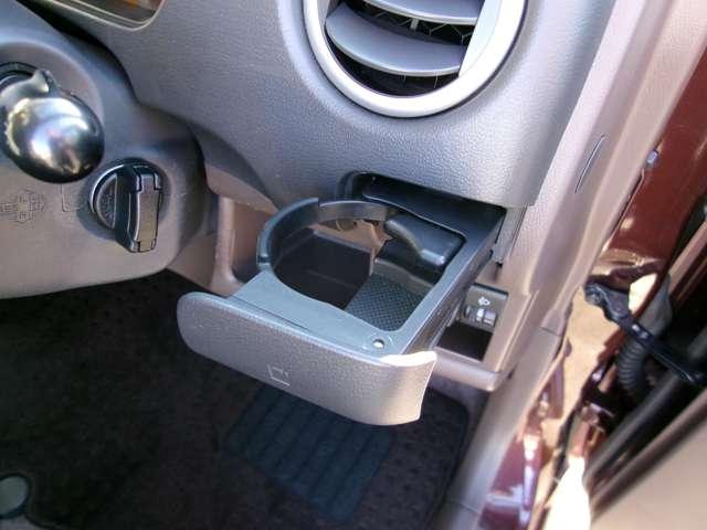 モコ ６６０　Ｅ　ショコラティエ　インテリジェントキー　電動格納ドアミラー　キーフリー　助手席エアバッグ　イモビ　エアバック　ＡＡＣ　インテリキー　ＡＢＳ　パワーステアリング　パワーウィンドウ　ワンオーナー　記録簿（9枚目）