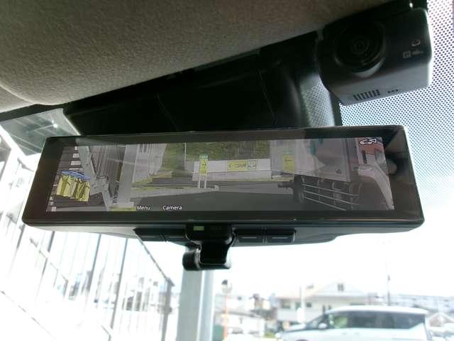 ノート １．２　Ｘ　弊社展示試乗車　メモリーナビ　ＥＴＣ　リアカメラ　衝突被害軽減ブレ－キ　全方位カメラ　ＥＴＣ付　禁煙車　ＬＥＤヘッドライト　レーンアシスト　インテリジェントキー　ワンオーナー　ドラレコ　整備記録簿　盗難防止システム　ワンセグＴＶ　ＴＶナビ（9枚目）