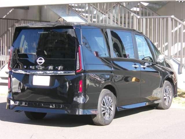セレナ ２．０　ハイウェイスターＶ　弊社展示試乗車　日産コネクトナビ　ＥＴＣ　Ｗ電動スライド　レーダークルコン　レーンアシスト　展示試乗車ＵＰ　ＬＥＤランプ　ワンオーナー車　盗難防止システム　ＥＴＣ装備　カーテンエアバッグ　アルミホイール　キーフリー　メモリ－ナビ　ナビＴＶ（2枚目）