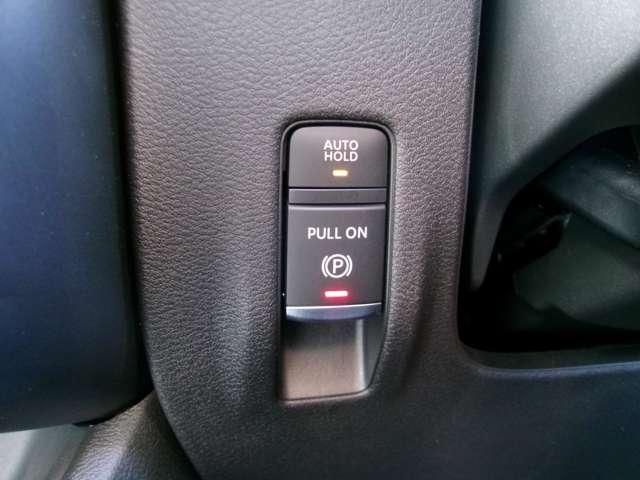 セレナ ２．０　ハイウェイスターＶ　弊社展示試乗車　日産コネクトナビ　ＥＴＣ　Ｗ電動スライド　レーダークルコン　レーンアシスト　展示試乗車ＵＰ　ＬＥＤランプ　ワンオーナー車　盗難防止システム　ＥＴＣ装備　カーテンエアバッグ　アルミホイール　キーフリー　メモリ－ナビ　ナビＴＶ（14枚目）