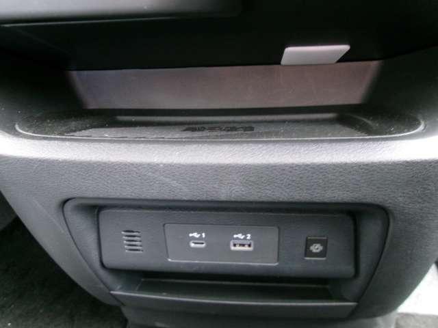 セレナ １．４　ｅ－ＰＯＷＥＲ　ルキシオン　弊社展示試乗車　日産コネクトナビ　ＥＴＣ　インテリジェントエマージェンシーブレーキ　アラウンドビュー　ＬＥＤヘッドランプ　禁煙　ドライブレコーダー　ＬＤＰ　ワンオーナー　バックモニター　パーキングアシスト　ＥＴＣ　アルミホイール　寒冷地仕様（12枚目）