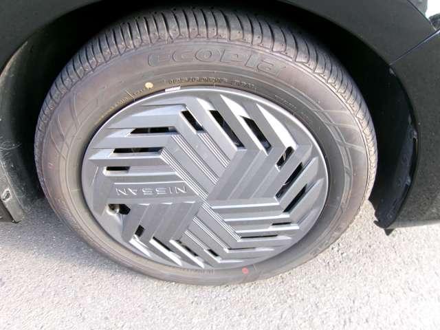 ノート １．２　Ｘ　弊社展示試乗車　メモリーナビ　ドラレコ　リアカメラ　衝突被害軽減ブレ－キ　全方位カメラ　ＥＴＣ付　禁煙車　ＬＥＤヘッドライト　レーンアシスト　インテリジェントキー　ワンオーナー　ドラレコ　整備記録簿　盗難防止システム　ワンセグＴＶ　ＴＶナビ（18枚目）