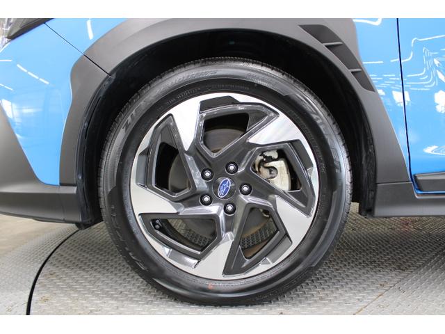 クロストレック Ｌｉｍｉｔｅｄ　元弊社使用車　オプションパーツ装備　新世代ＥｙｅＳｉｇｈｔ／運転席パワーシート／ＬＥＤヘッドライト／１１．６インチセンターインフォメーションディスプレイ／デジタルマルチビューモニター／ヒーテッドドアミラー／ワイパーデアイザー（5枚目）