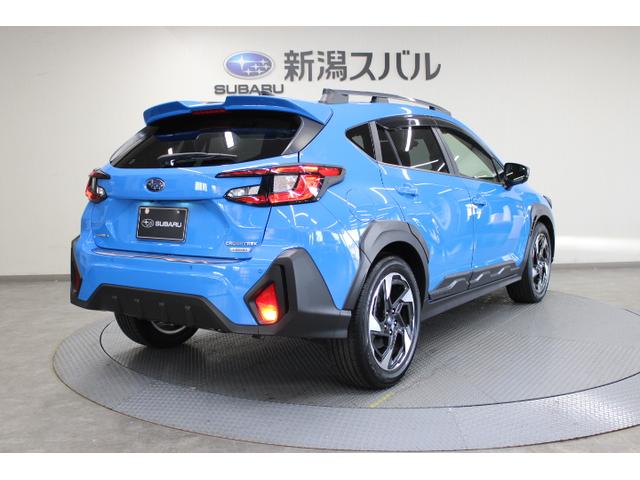 クロストレック Ｌｉｍｉｔｅｄ　元弊社使用車　オプションパーツ装備　新世代ＥｙｅＳｉｇｈｔ／運転席パワーシート／ＬＥＤヘッドライト／１１．６インチセンターインフォメーションディスプレイ／デジタルマルチビューモニター／ヒーテッドドアミラー／ワイパーデアイザー（8枚目）
