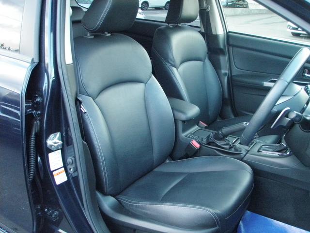 2.0i-L アイサイト ナビ ETC 革シート 運転席・助手席パワーシート 前席シートヒーター 左右独立式エアコン リモコンエンジンスターター(12枚目)