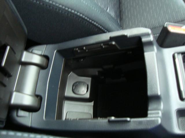 レヴォーグ １．６ＧＴ　ＥｙｅＳｉｇｈｔ　Ｓｍａｒｔ　Ｅｄｉｔｉｏｎ　ナビ　バックカメラ　サイドカメラ　障害物センサー　レーンアシスト　クルーズコントロール　オートライト　ＤＶＤ再生　Ｂｌｕｅｔｏｏｔｈ接続　トノカバー　スマートキー（35枚目）