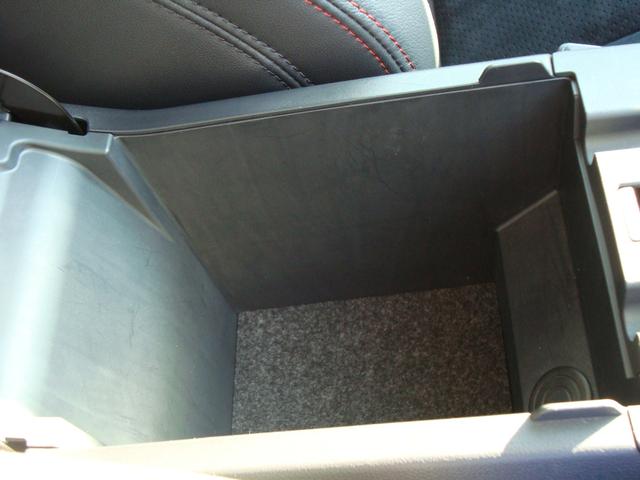 レヴォーグ STIスポーツR EXブラックインテリアセレクション(37枚目)