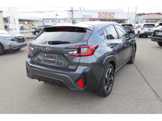 クロストレック リミテッド 弊社元社有車 禁煙車 サンルーフ 本革シート 禁煙車 ブラック本革シート サンルーフ 11.6インチディスプレイ F/S/Rカメラ 運転席・助手席シートヒーター ナビ機能あり(2枚目)