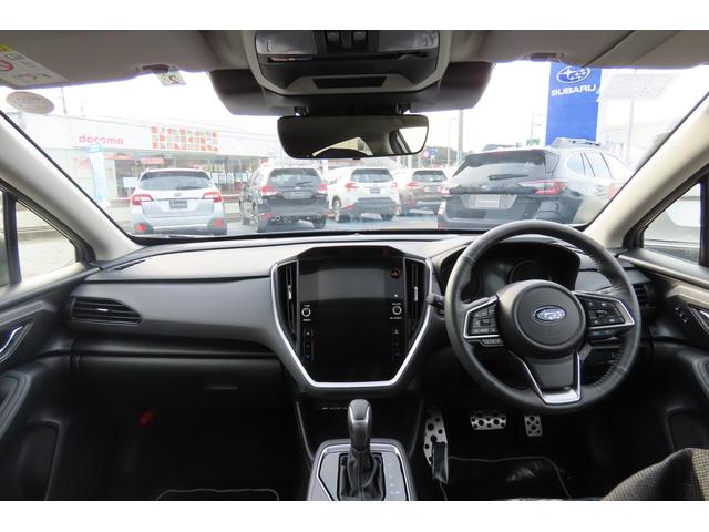 クロストレック リミテッド 弊社元社有車 禁煙車 サンルーフ 本革シート 禁煙車 ブラック本革シート サンルーフ 11.6インチディスプレイ F/S/Rカメラ 運転席・助手席シートヒーター ナビ機能あり(6枚目)