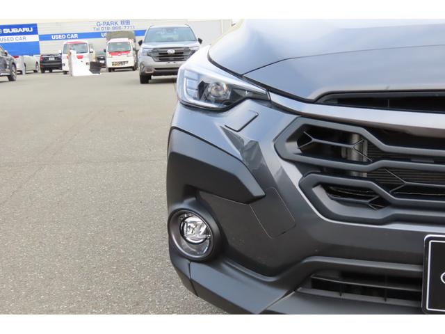 クロストレック リミテッド 弊社元社有車 禁煙車 サンルーフ 本革シート 禁煙車 ブラック本革シート サンルーフ 11.6インチディスプレイ F/S/Rカメラ 運転席・助手席シートヒーター ナビ機能あり(18枚目)